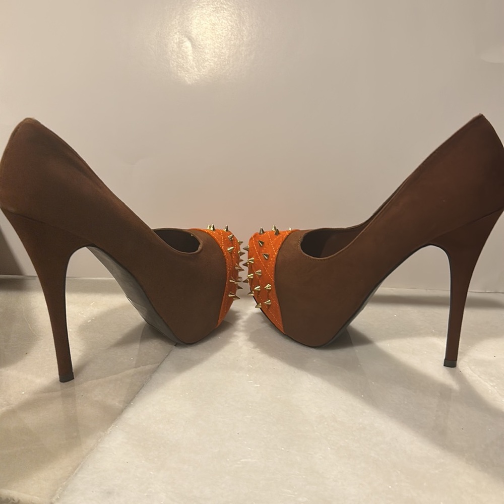 Liliana burnt orange and brown heels - Picture 4 of 5